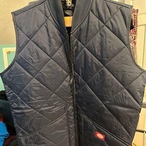Dickies Men's Navy Quilted Vest